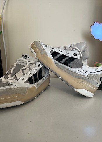 Beyaz Gri Adidas Laced Erkek Spor Ayakkabı - Görsel 3