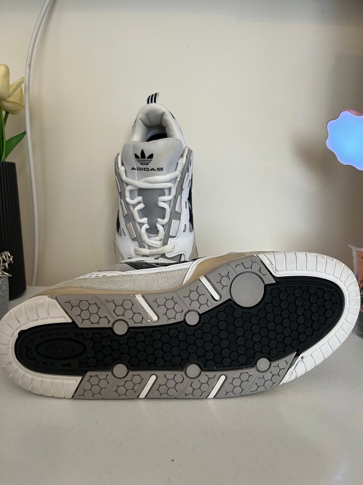 Beyaz Gri Adidas Laced Erkek Spor Ayakkabı - Görsel 2