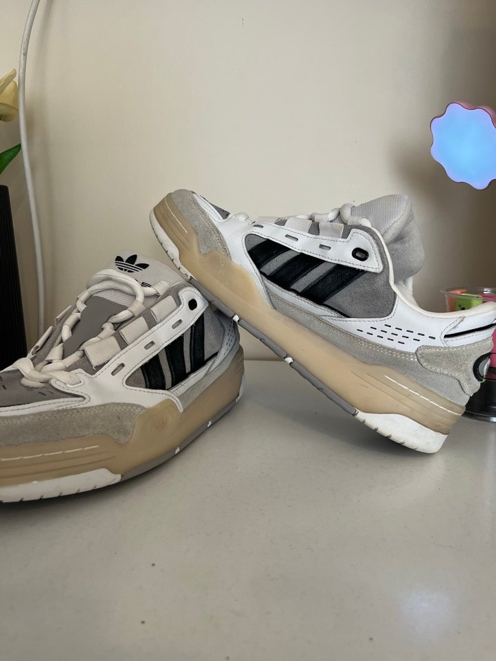 Beyaz Gri Adidas Laced Erkek Spor Ayakkabı - Görsel 3