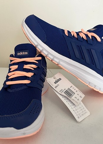 Lacivert Renkli Bağcıklı Adidas Spor Kadın Sneaker - Görsel 4