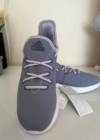 Adidas Gri Bağcıklı Spor Ayakkabı