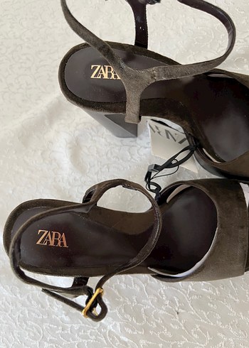 Kahverengi Süet Platform Topuklu Sandalet - Görsel 3