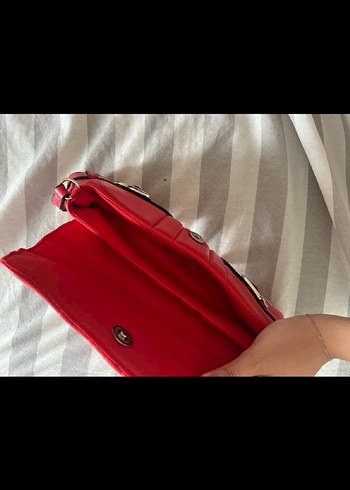Beden kırmızı Renk Stradivarius Kırmızı Deri Tokalı Kadın Çanta 2000s stil