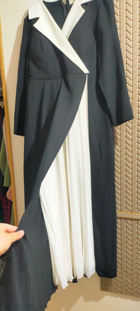 Siyah Drapeli Uzun Kadın Elbise - Görsel 4