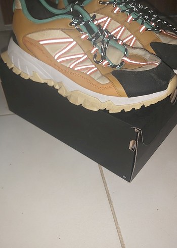 Zara Sneaker