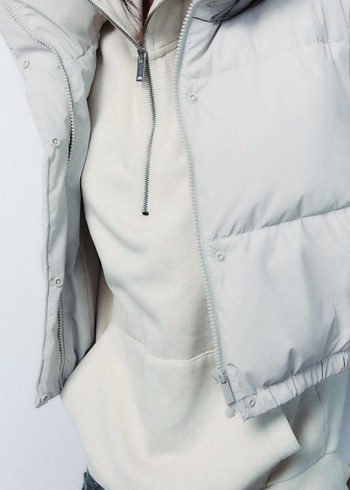 xs Beden 4749/893 Zara Reçineli Kaplamalı Şişme Crop Yelek