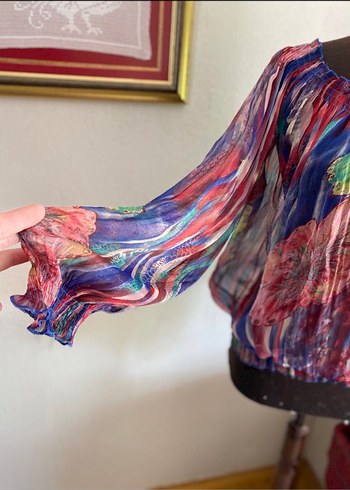 Renkli Batik Desenli Şifon Bluz - Görsel 2