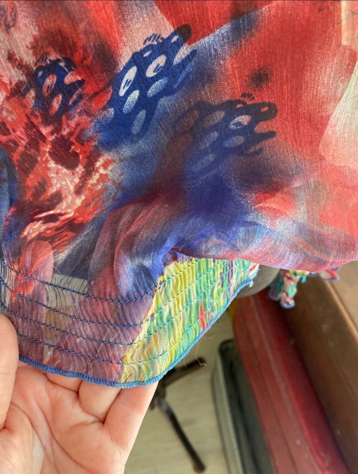 Renkli Batik Desenli Şifon Bluz - Görsel 4