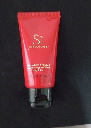 Giorgio Armani Si Passione Vücut Losyonu