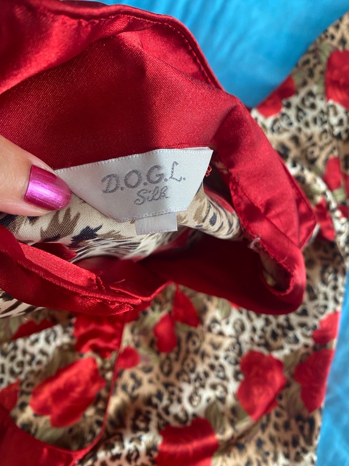 Kırmızı İşlemeli Mini Hamile Şortu - Görsel 2