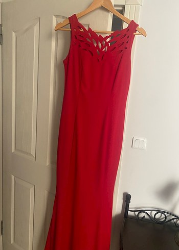 Kırmızı V Yakalı Uzun Abiye Elbise - Görsel 2