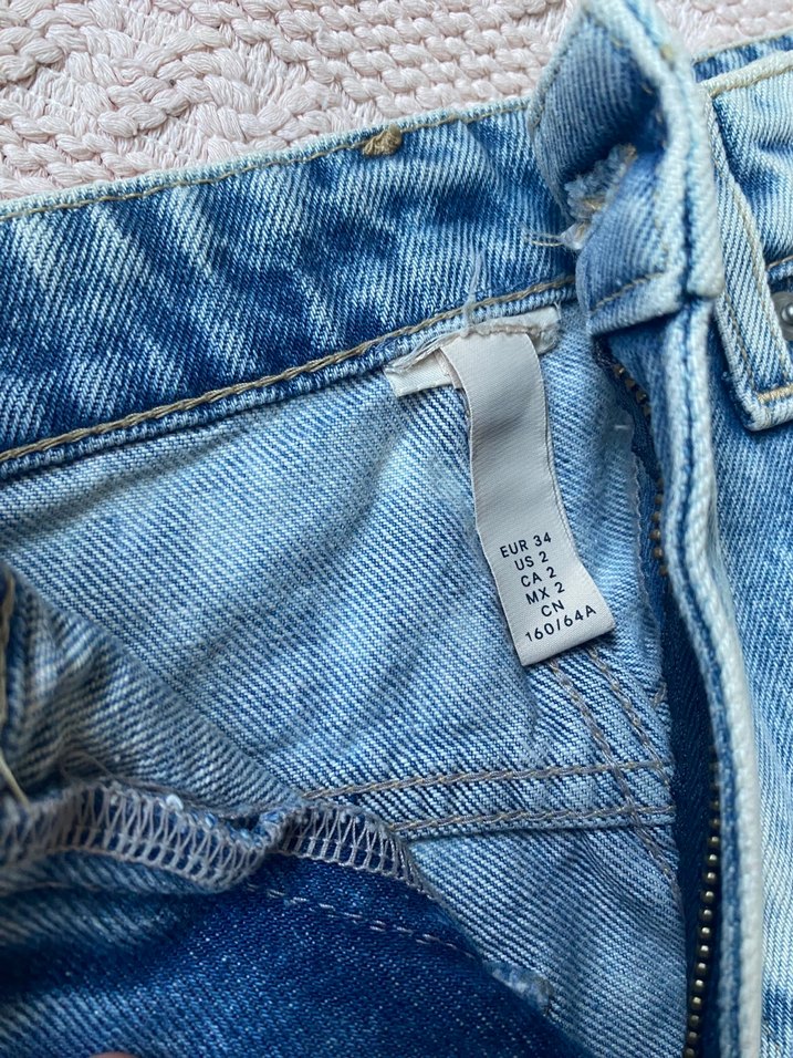 Mavi Desenli Kadın Denim Şort - Görsel 2