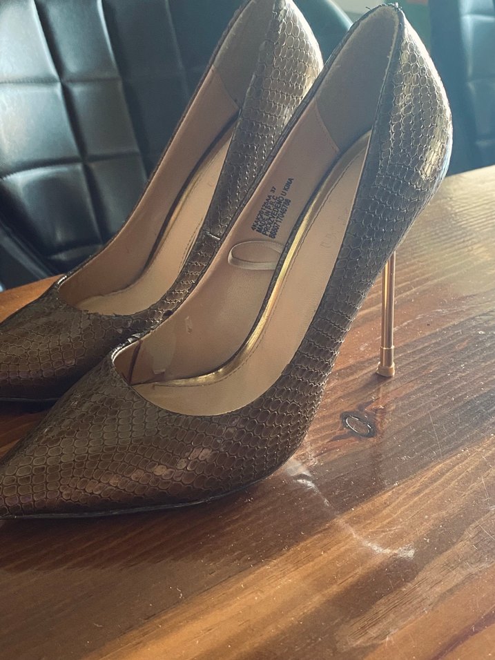 Kahverengi Yılan Desenli Tokalı Stiletto - Görsel 2