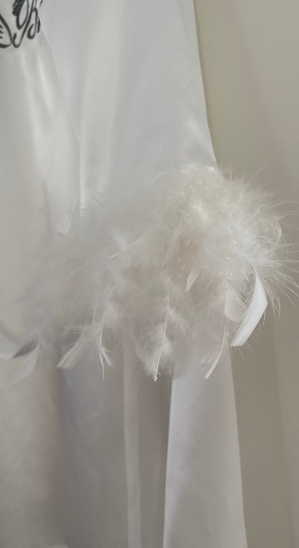 Uzun Kollu Beyaz Parlak Gelin Sabahlığı - Görsel 4