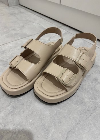 Bej Tokalı Platform Topuklu Kadın Sandalet - Görsel 2