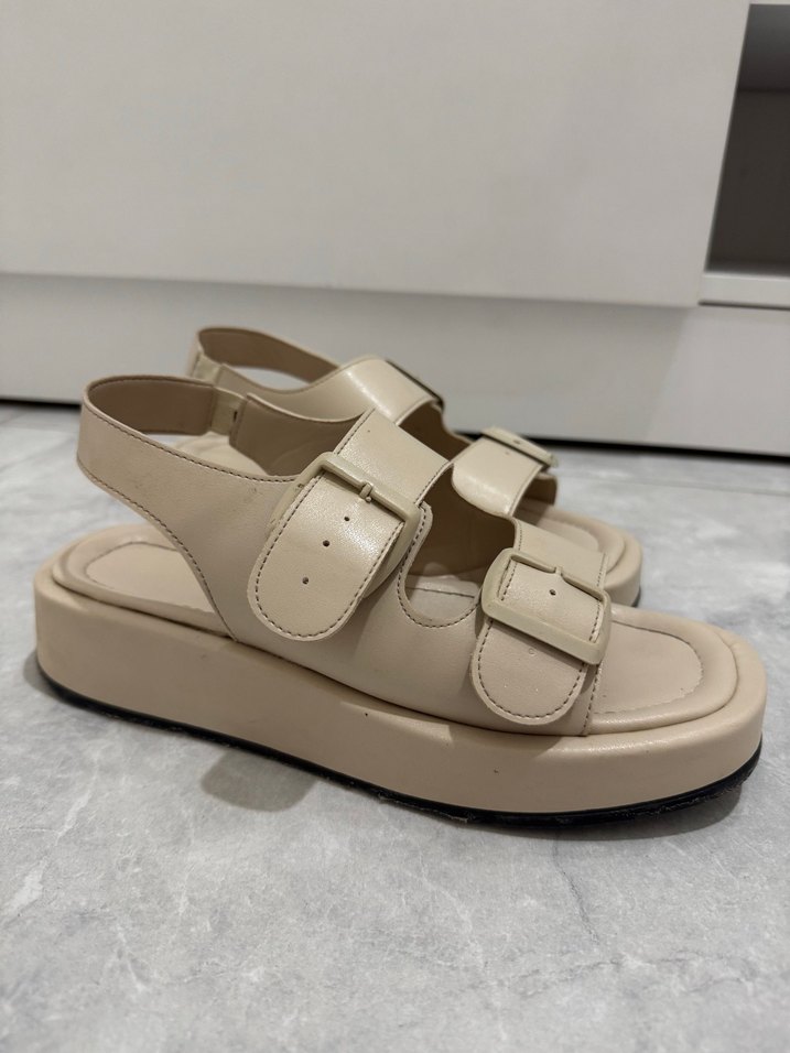 Bej Tokalı Platform Topuklu Kadın Sandalet - Görsel 3