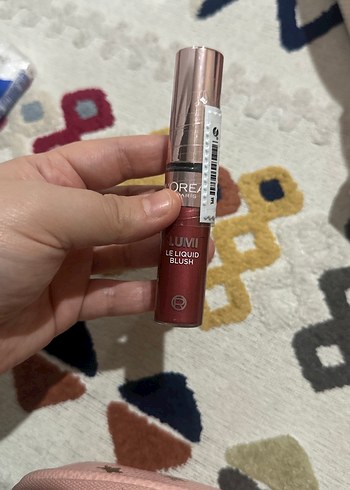 Beden Renk L'Oreal Lumi Le Liquid Blush allık