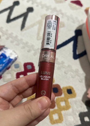 L'Oreal Lumi Le Liquid Blush allık