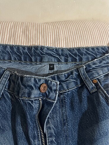 42 Beden trendyol jeans