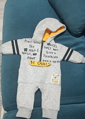 Kapüşonlu Gri Bebek Tulum - Görsel 2