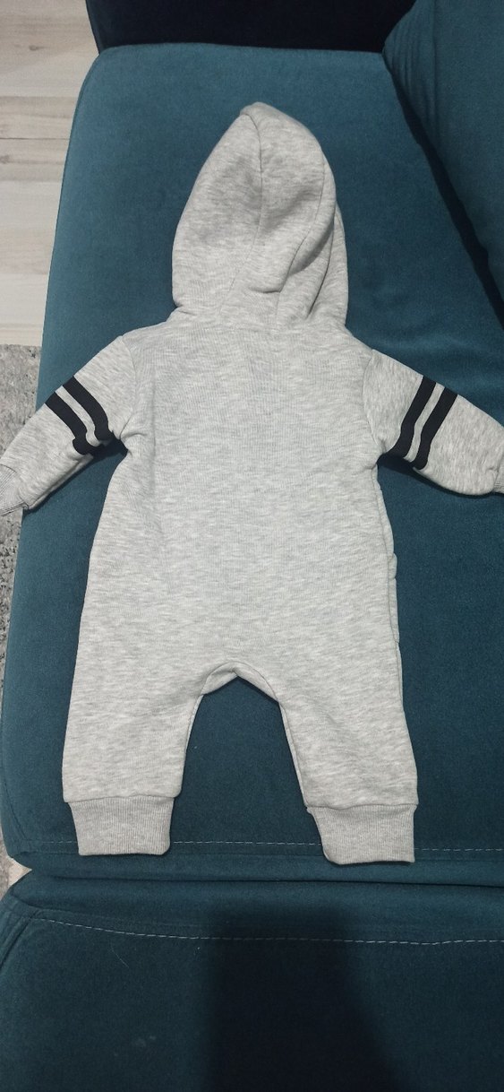 Kapüşonlu Gri Bebek Tulum - Görsel 4