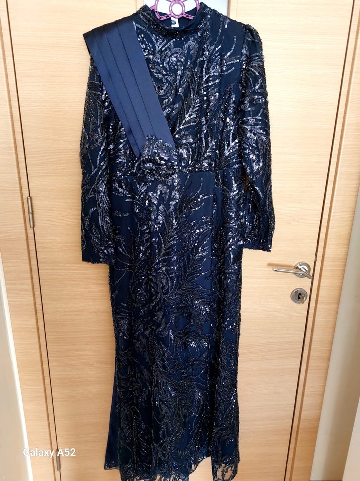 Lacivert Desenli Uzun Kadın Abiye Elbise - Görsel 3