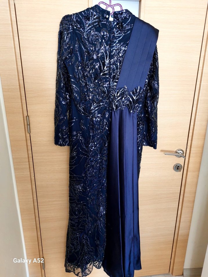 Lacivert Desenli Uzun Kadın Abiye Elbise - Görsel 2