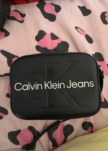 Siyah Calvin Klein Kadın Omuz Çantası