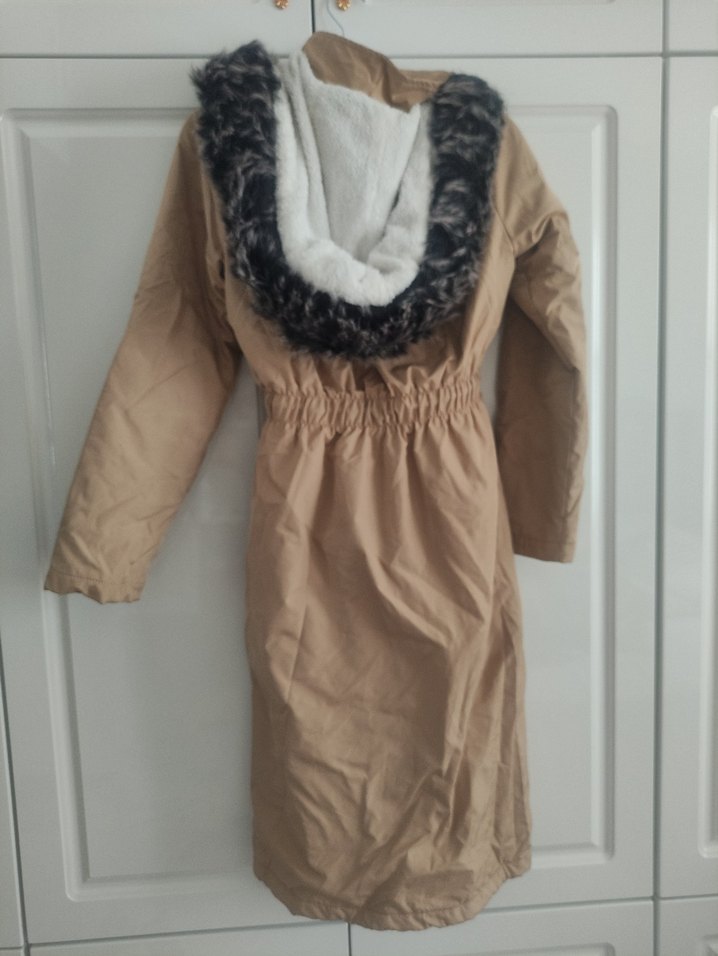 Bej Uzun Kadın Yağmurluk Kemerli - Görsel 3