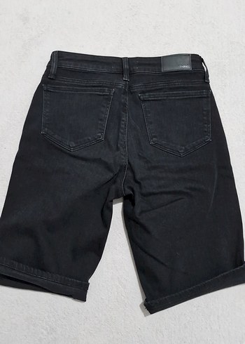 Siyah Mini Denim Kadın Şort - Görsel 3