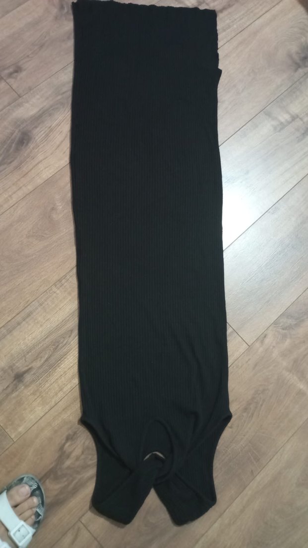 Siyah Yüksek Yakalı Uzun Elbise - Görsel 2