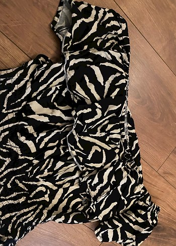 Zebra Desenli Siyah Mini Tulum - Görsel 2