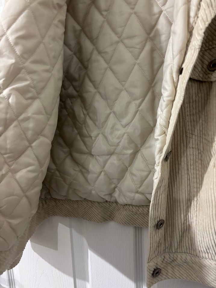 Mavi Düğmeli Bej Kadın Ceket - Görsel 4