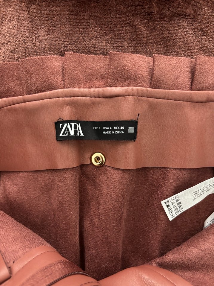 Zara Kemer Detaylı Kahverengi Deri Mini Etek - Görsel 3