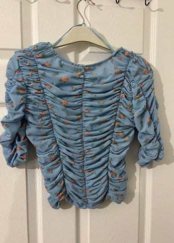 Zara Mavi V Yaka Pliseli Kısa Kollu Bluz - Görsel 2