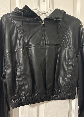 Bershka Siyah Deri Fermuarlı Kadın Ceket - Görsel 2