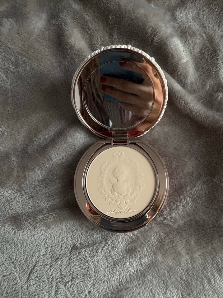 Flower Knows Pressed Pudra - Görsel 3