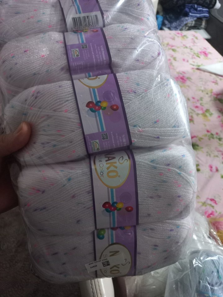 Renkli Noktalı El Örgü İpliği - Görsel 2