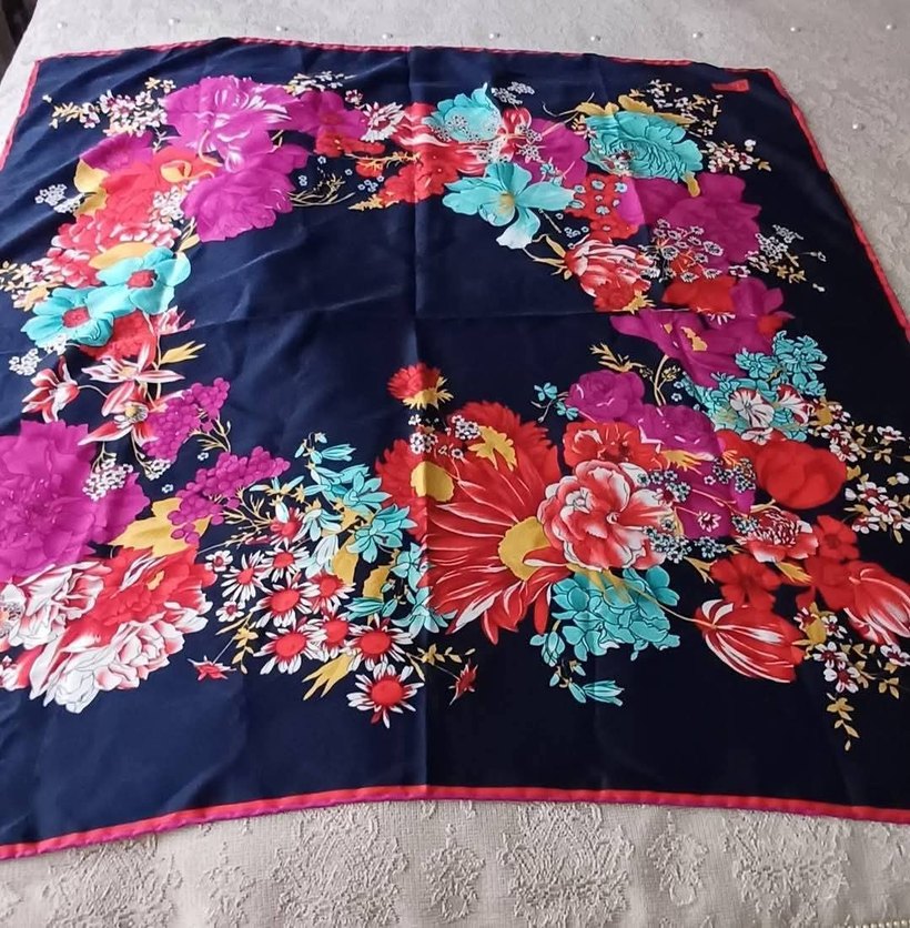 6 esarp sıfırdan farksızlar - Görsel 2