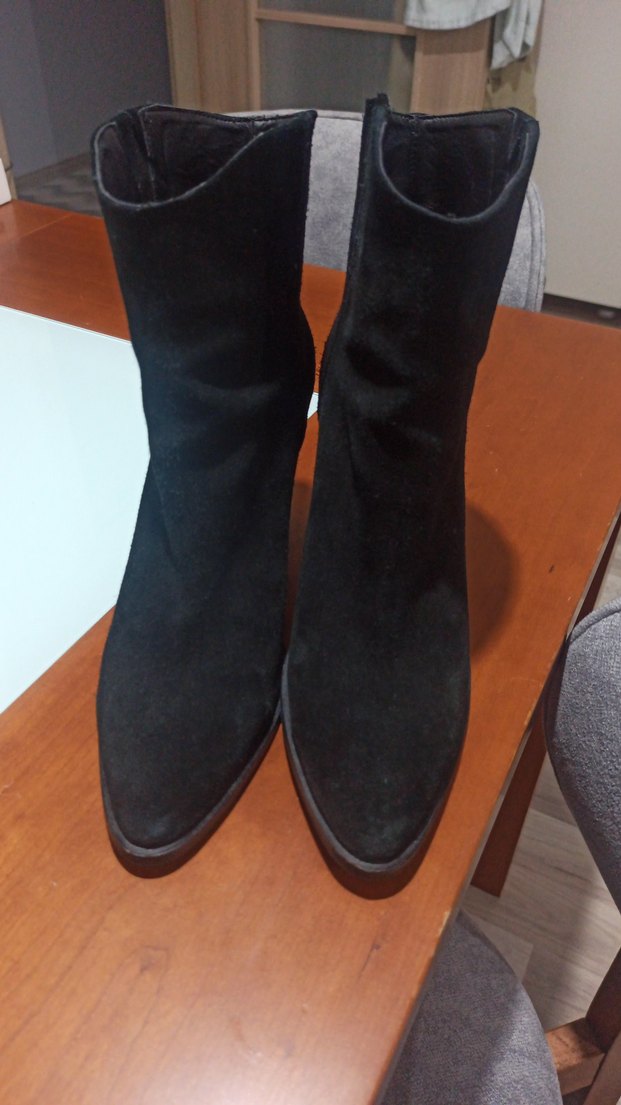 Siyah Süet Kadın Topuklu Bot - Görsel 5
