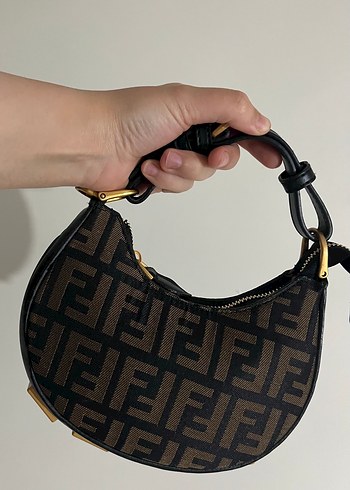 Fendi Fnd siyah Baskılı Deri Kadın Çanta
