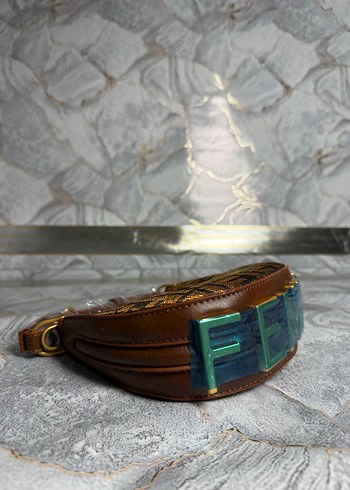 Fendi taba çanta - Görsel 3