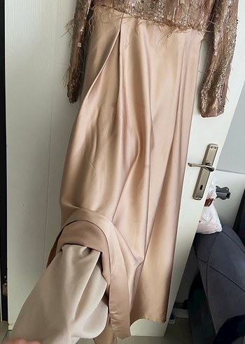 Bej Uzun Kollu Drapeli Abiye Elbise - Görsel 4