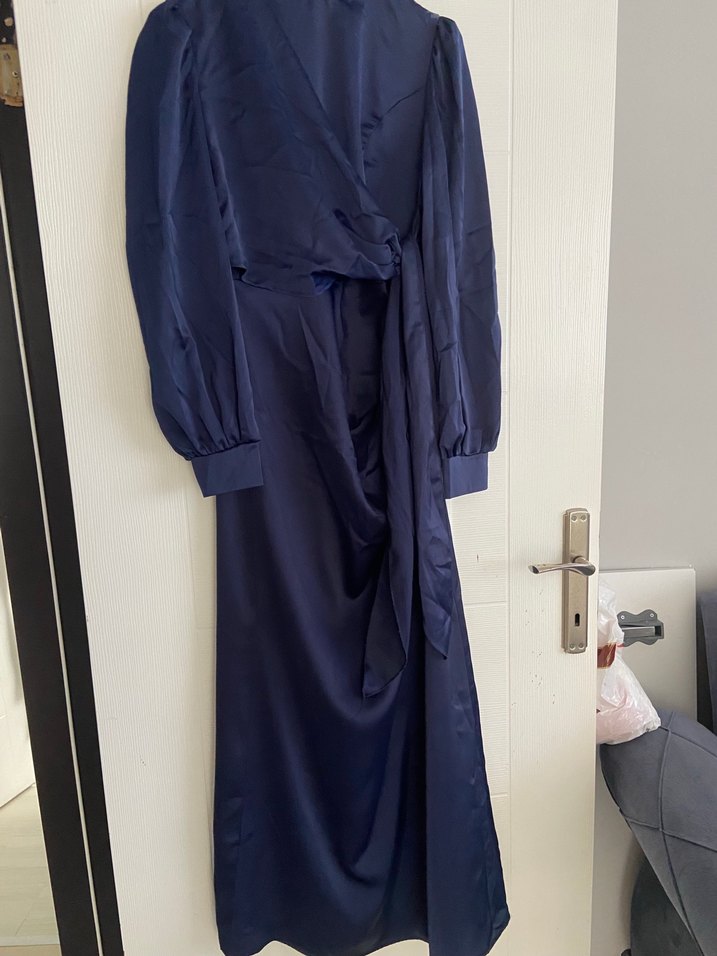 Drapeli Uzun Lacivert Kadın Detaylı Elbise - Görsel 2