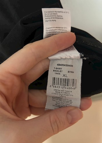 Deri Detaylı Siyah Erkek Tişört - Görsel 6