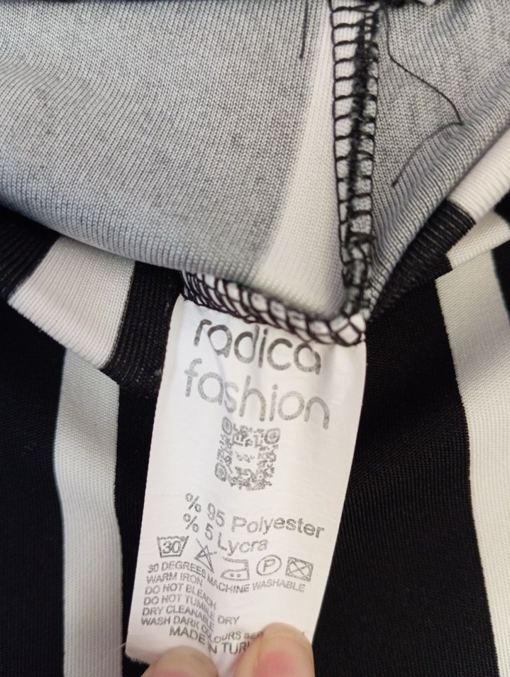 Siyah Beyaz Çizgili Pilili Kadın Kumaş Pantolon - Görsel 5