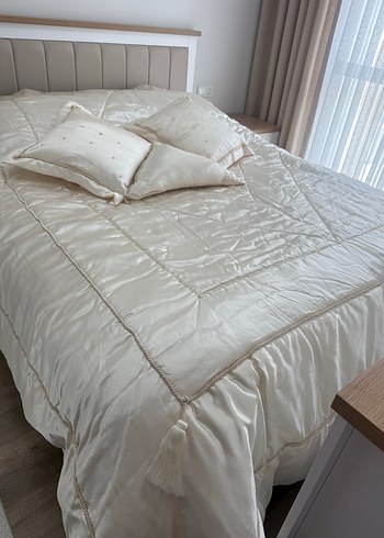 İşlemeli Parlak Beyaz Yatak Örtüsü tam takım Çeyizlik - Görsel 9