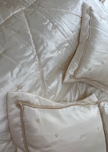 İşlemeli Parlak Beyaz Yatak Örtüsü tam takım Çeyizlik - Görsel 8