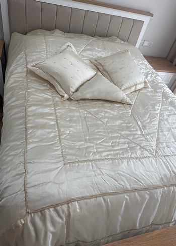 İşlemeli Parlak Beyaz Yatak Örtüsü tam takım Çeyizlik - Görsel 2