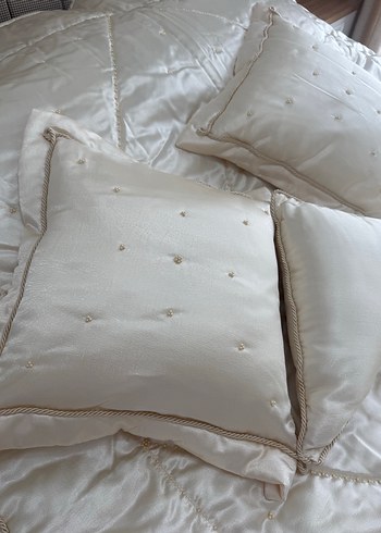 İşlemeli Parlak Beyaz Yatak Örtüsü tam takım Çeyizlik - Görsel 5